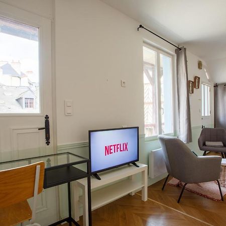 Le Jacobin Apartment Рен Екстериор снимка